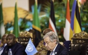 Le chef de l’ONU exhorte les groupes armés dans la région des Grands Lacs à déposer les armes