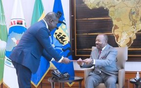 Ali Bongo reçoit en audience le ministre Sierraléonais des Affaires étrangères