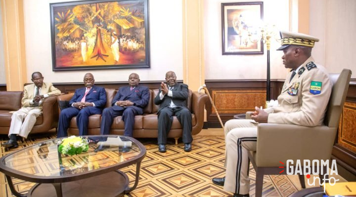 Brice Clotaire Oligui Nguéma échange avec des anciens dignitaires du Gabon