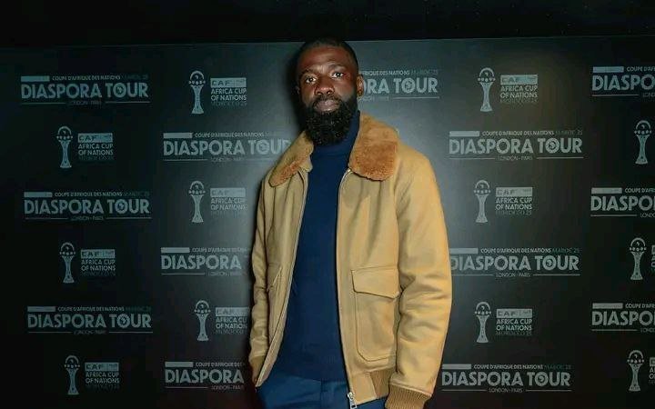 CAF Diaspora Tour : Bruno Ecuele Manga accueille le trophée à Paris