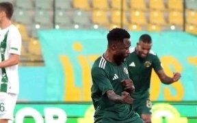 2.Lig&nbsp;: Erokspor écrase Serik Belediye, Guelor Kanga décisif