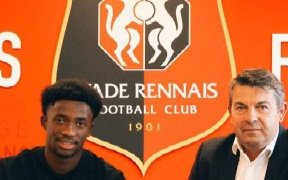 Jonathan Do Marcolino signe son premier contrat professionnel avec le Stade Rennais