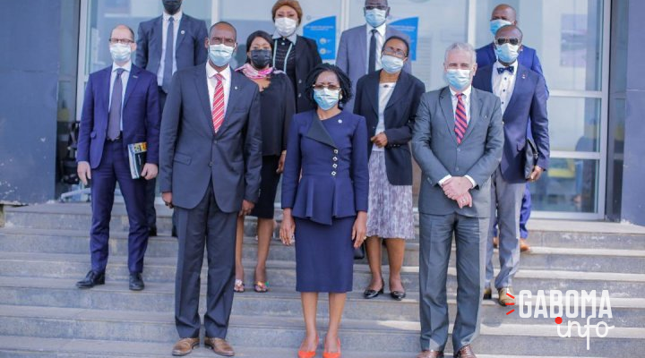 Une délégation canadienne en visite à la ZES de Nkok