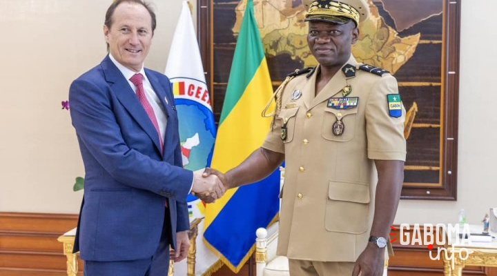 Oligui Nguema devise avec deux émissaires de l’Assemblée parlementaire de la Francophonie