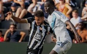 Ligue 1&nbsp;: Première victoire de la saison pour Ekomié et Allevinah avec Angers