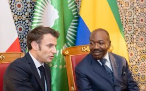 Ali Bongo s’entretient avec Emmanuel Macron en marge du One Forest Summit à Libreville
