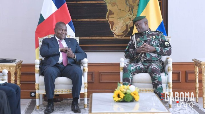 Transition au Gabon&nbsp;: Brice Oligui Nguema a reçu le président centrafricain, émissaire de la CEEAC