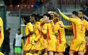 National 1&nbsp;: l’US Orléans de Johann Obiang s’impose face au Stade Briochin